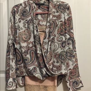 White House Black Market show sleeve blouse